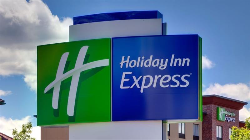 Holiday Inn Express&Suites - Aurora Medical Campus, an IHG Hotel Exterior foto